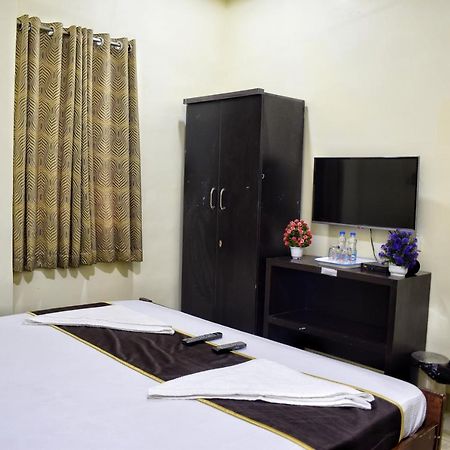 Skyotel Hotels & Banquets Vijayawāda 外观 照片