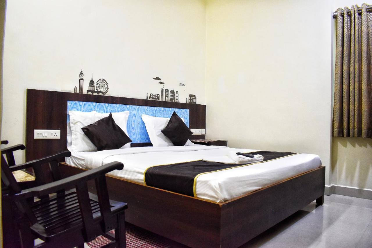 Skyotel Hotels & Banquets Vijayawāda 外观 照片